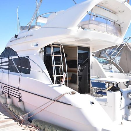 ホテル Luxury Yacht Kamikara サンミゲル・デ・アボナ エクステリア 写真