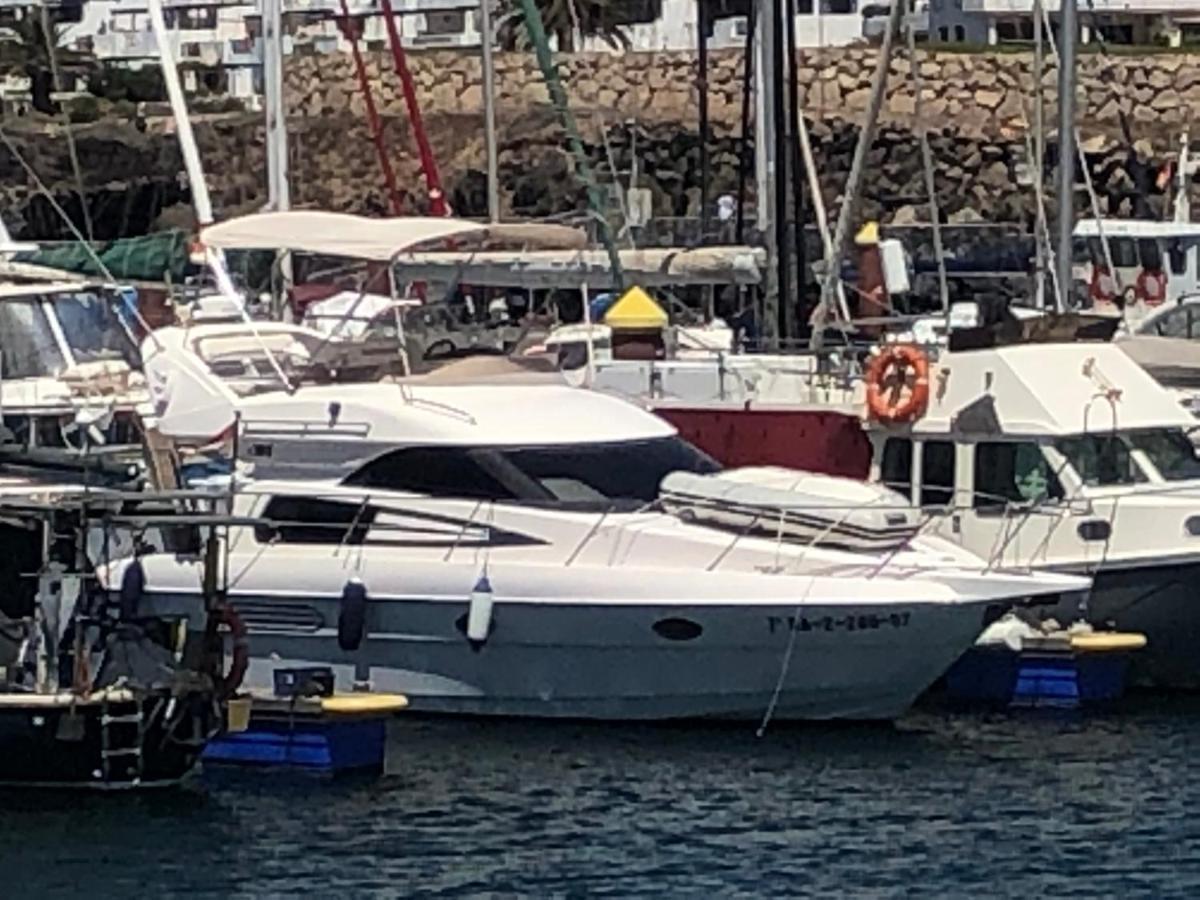 ホテル Luxury Yacht Kamikara サンミゲル・デ・アボナ エクステリア 写真